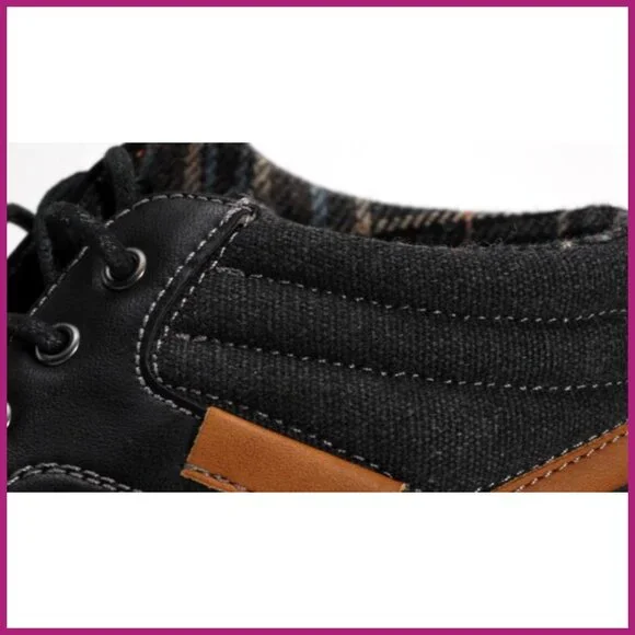 Water-Resistant PU Leather Chukka Boots with Lace-Up Closure